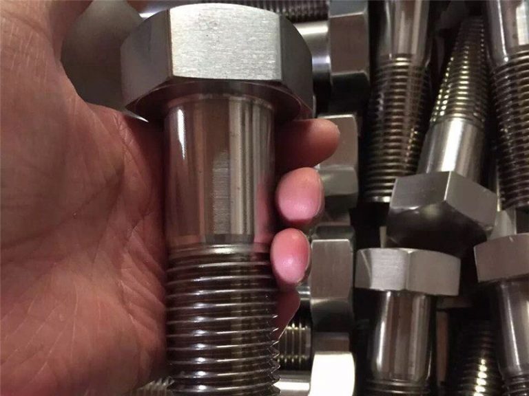 incoloy 825 hu 2.4858 rozsdamentes acél csavarcsavarkötő inconel718 en2.4668