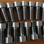 incoloy 926 en1.4529 uns n08926 aljzatfejű csavar rögzítő